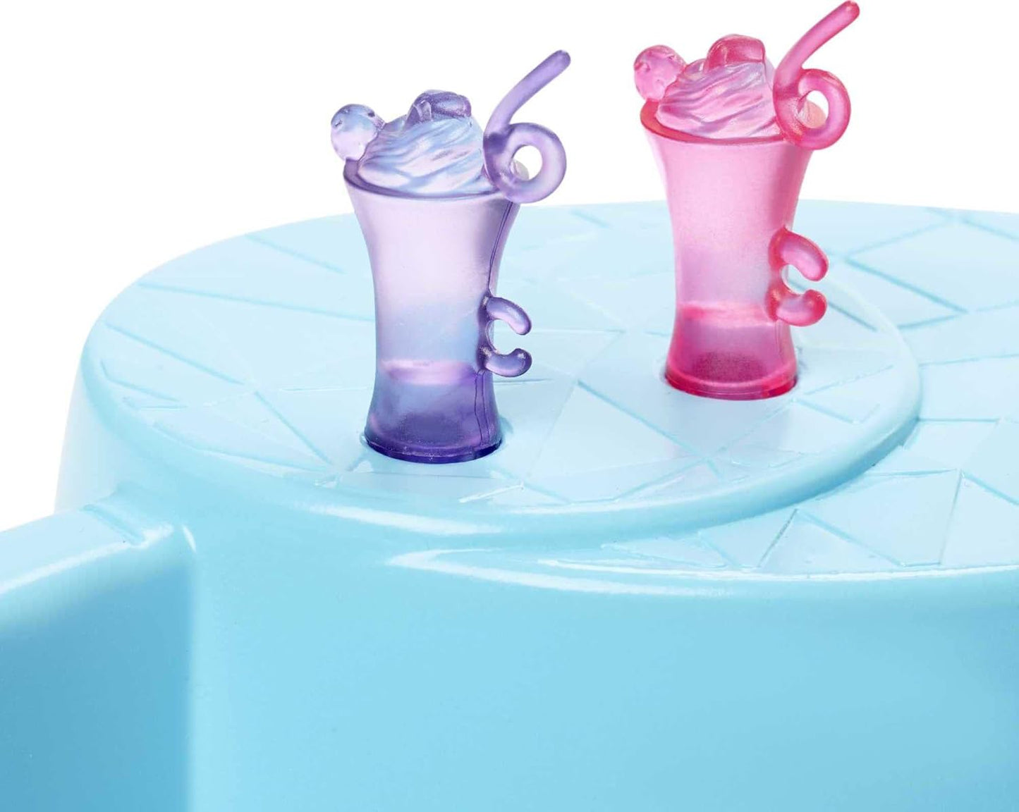GHL91 - MATTEL - Barbie - Piscina con personaggio incluso