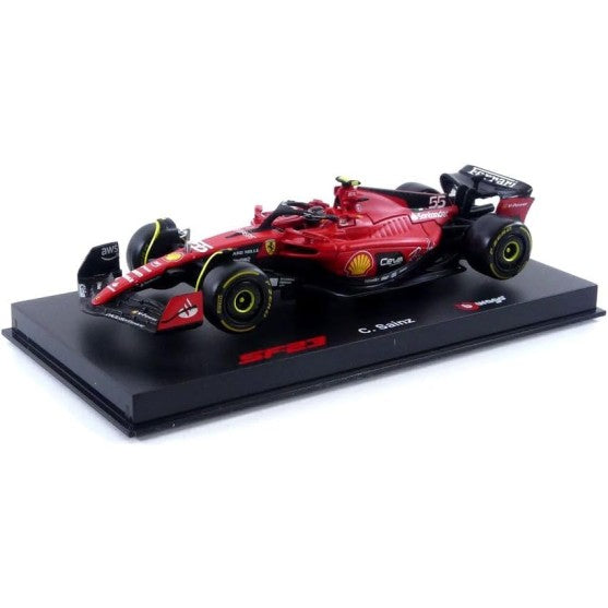18-36835 - Bburago Ferrari Racing 2023 F1 #55 Sainz 1:43 con casco