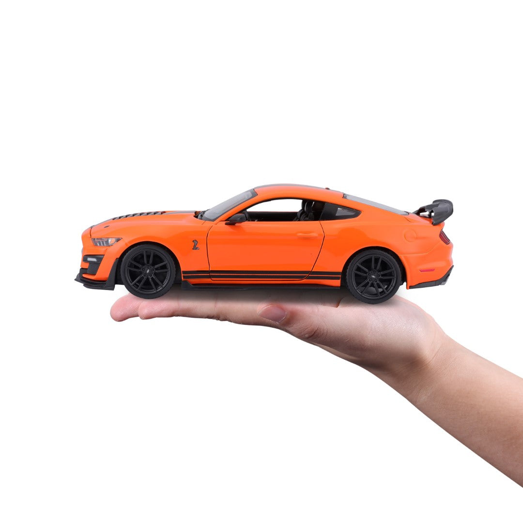 31532 OG Bburago Maisto - Ford Mustang Shelby GT500 (2020), arancione