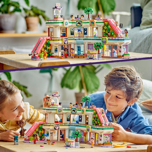 42604 LEGO Friends - Centro commerciale di Heartlake City