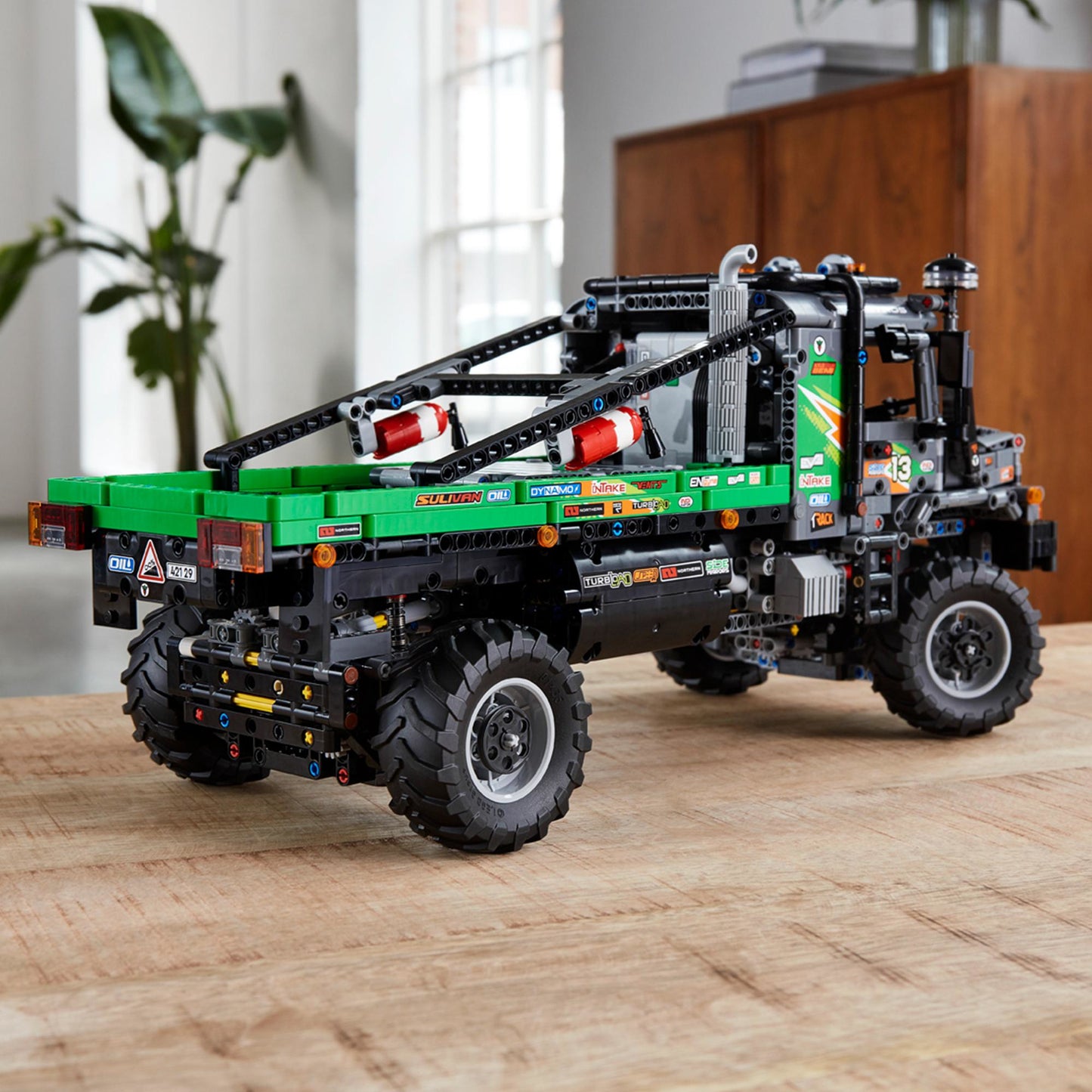 42129 LEGO® Technic - Camion fuoristrada 4x4 Mercedes-Benz Zetros