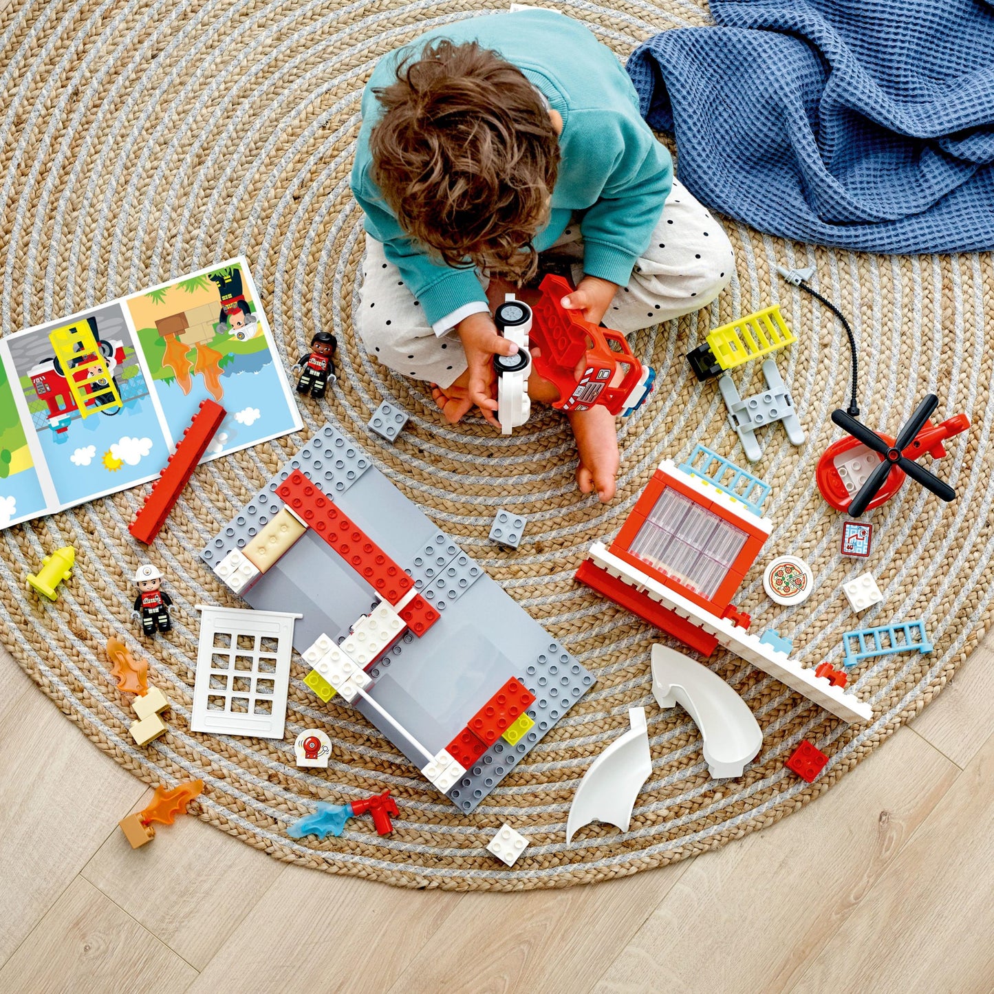 10970 LEGO® Duplo - Caserma dei Pompieri ed elicottero