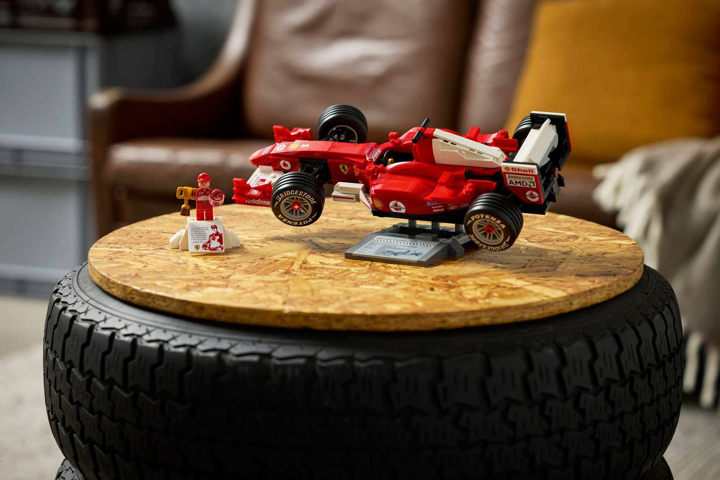 11375 LEGO® Icons Ferrari F2004 e Michael Schumacher Set F1