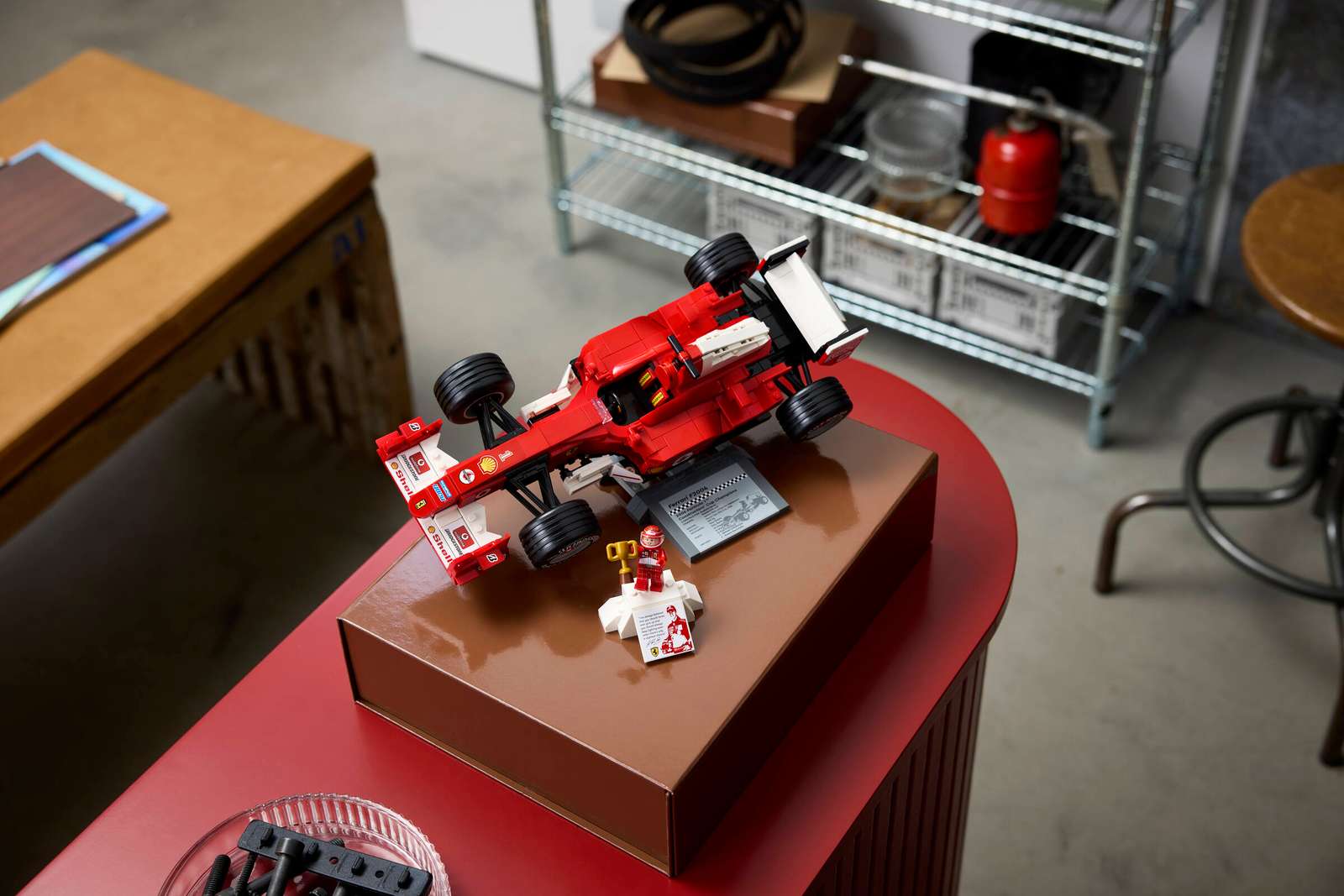 11375 LEGO® Icons Ferrari F2004 e Michael Schumacher Set F1