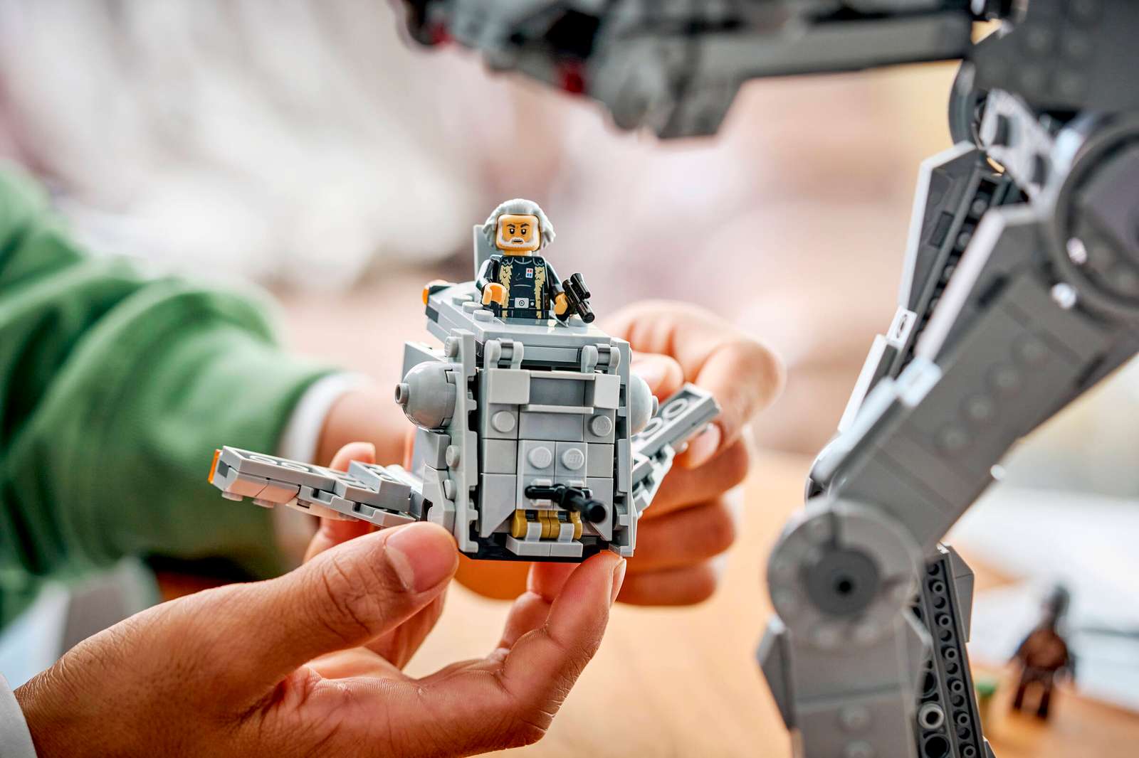 75454 LEGO  Star Wars™ AT-AT™ Imperial Remnant con INT-4