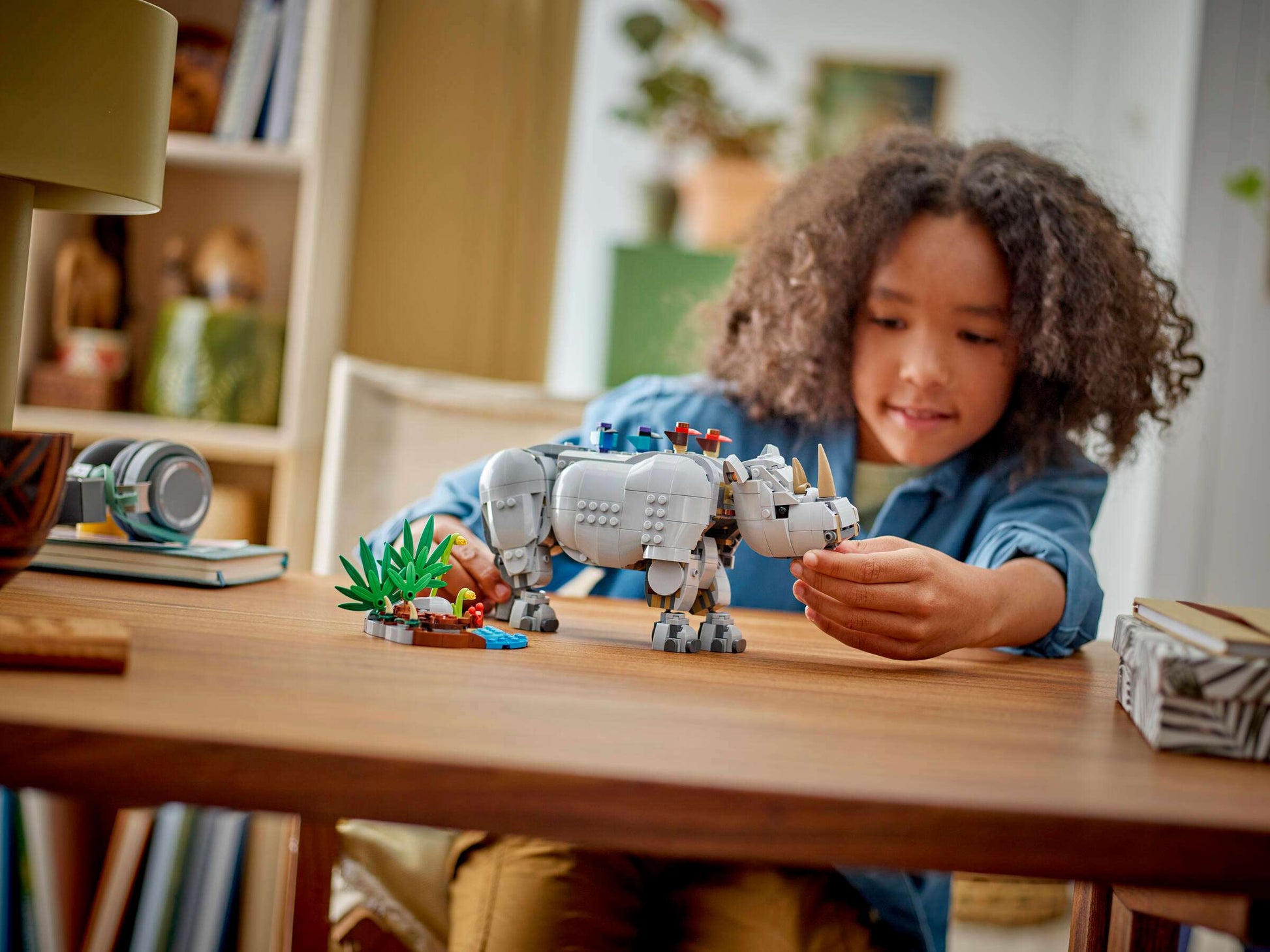 31171 LEGO Animali selvatici: maestoso rinoceronte con uccelli