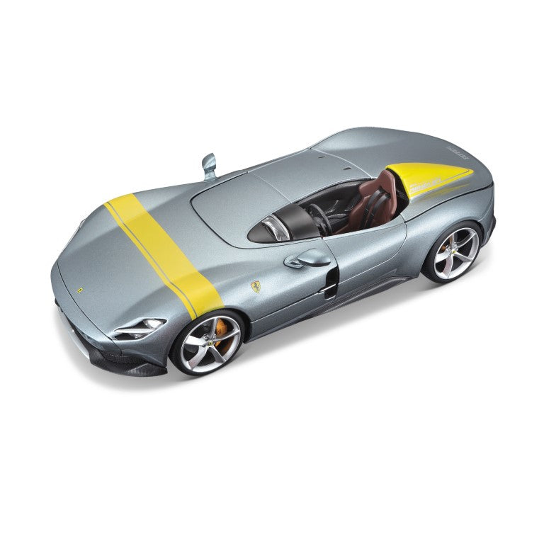 18-16013 Bburago Ferrari  R&P - Ferrari Monza SP1, grigia - Scala 1:18