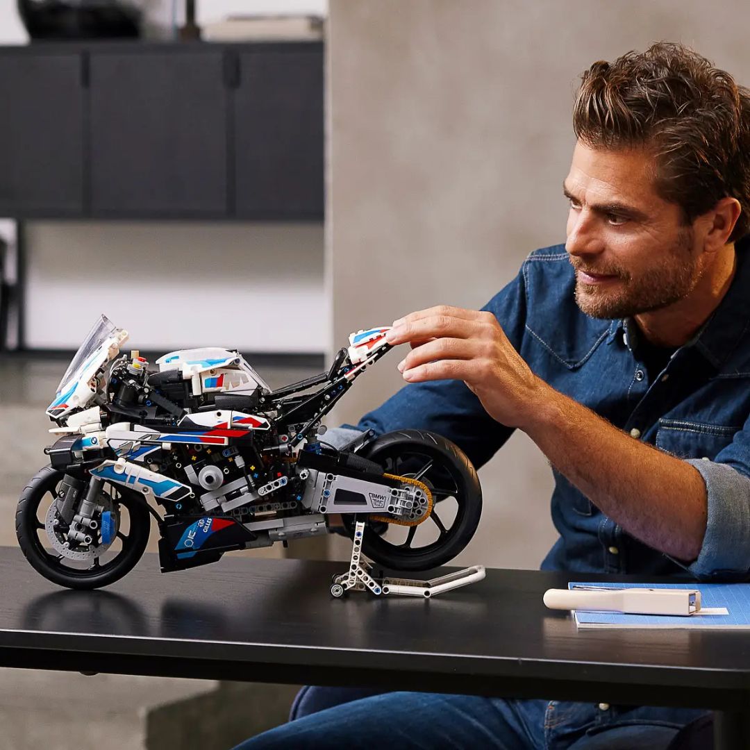42130 LEGO Technic - BMW M 1000 RR