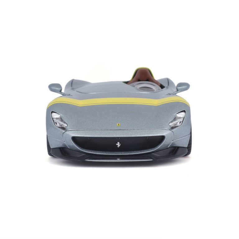 18-26027 Bburago Ferrari R&P - Ferrari Monza SP1, grigia - Scala 1:24
