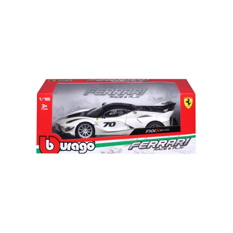 18-16012 Bburago Ferrari Race & Play - Ferrari FXX K #70, bianca - 1:18