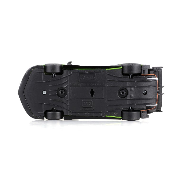 18-41161 - Bburago Race - Lamborghini Essenza SCV12 #63, verde - 1:32