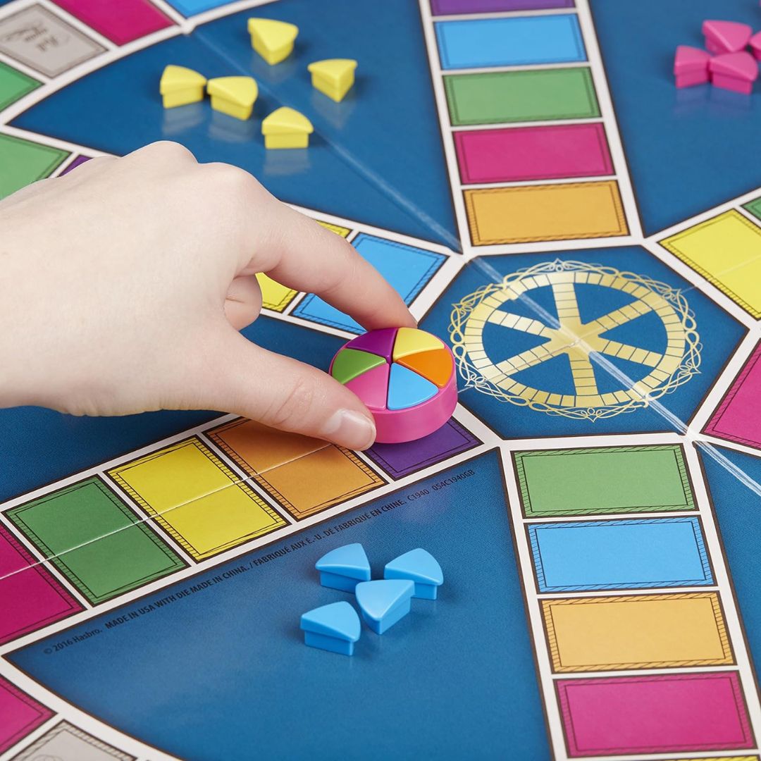 Hasbro - Trivial Pursuit: Classic Edition