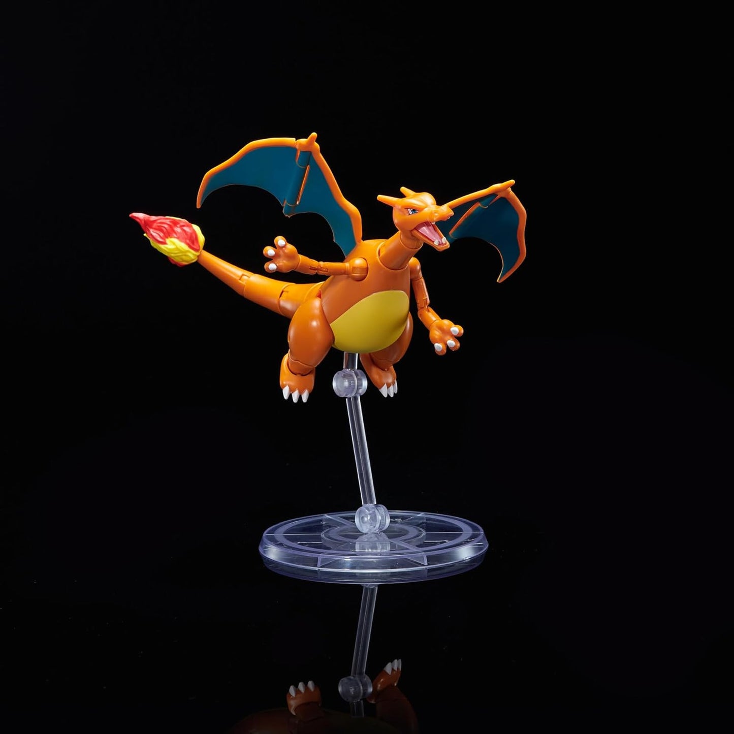 PK080900 Pokémon Select Super-Articulated Figure Charizard