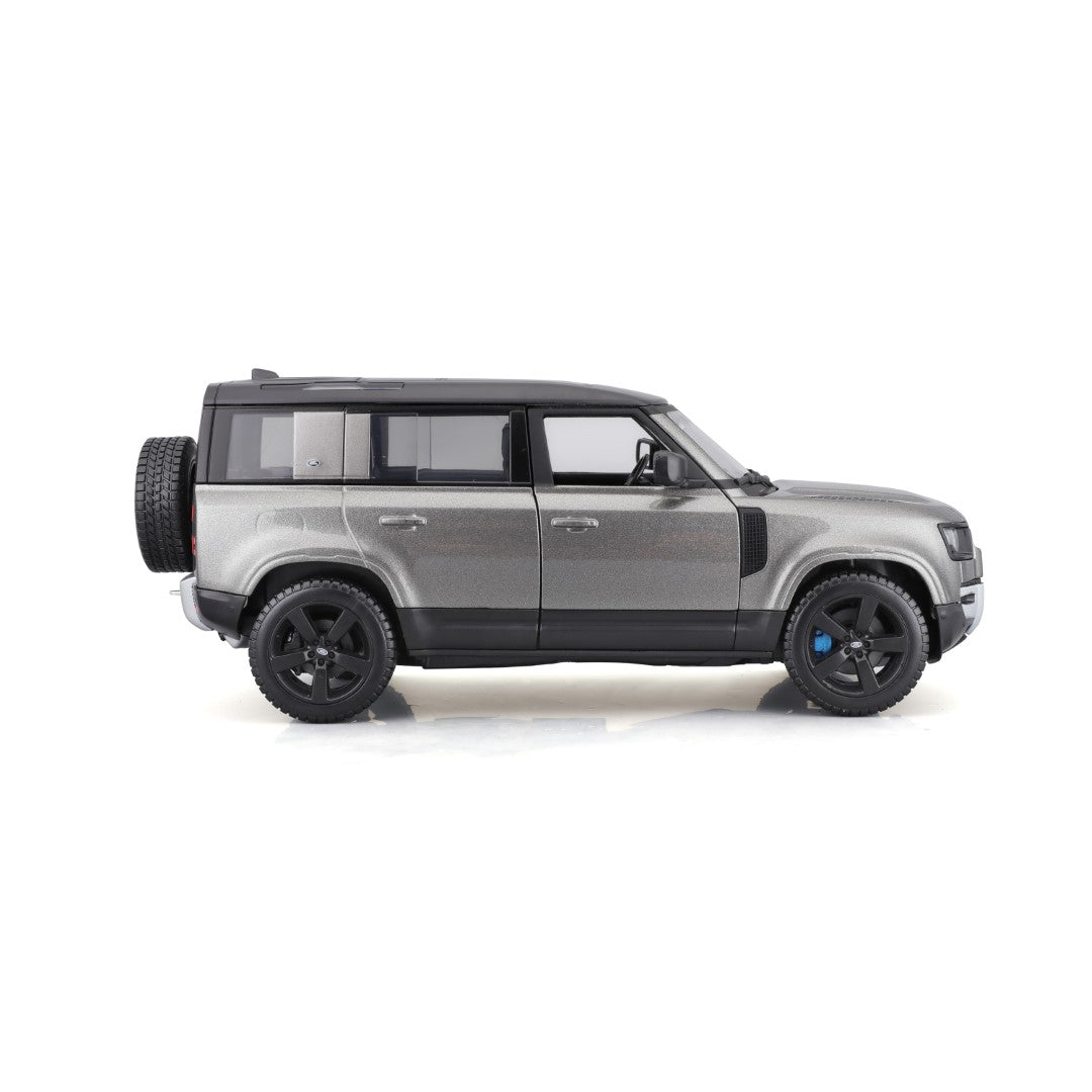 18-21101 SL Bburago - Land Rover Defender (2022), argento - 1:24
