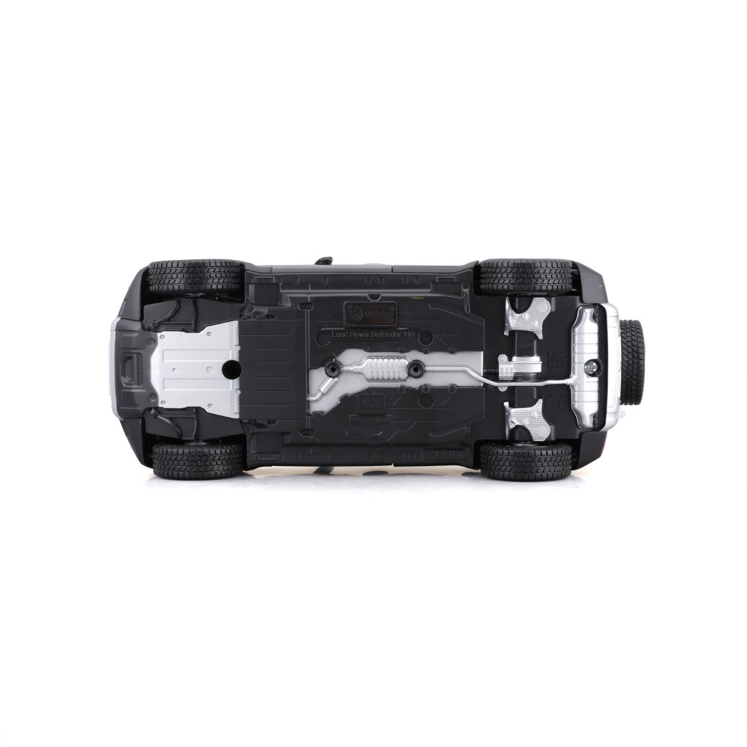 18-21101 SL Bburago - Land Rover Defender (2022), argento - 1:24