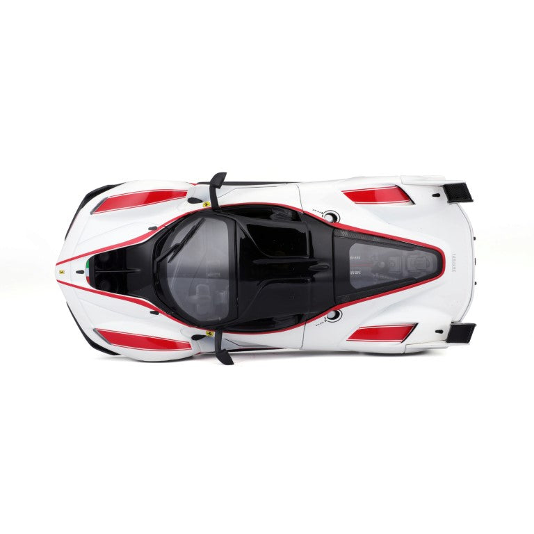 18-26301 Bburago Ferrari Racing - Ferrari FXX K, bianca - Scala 1:24