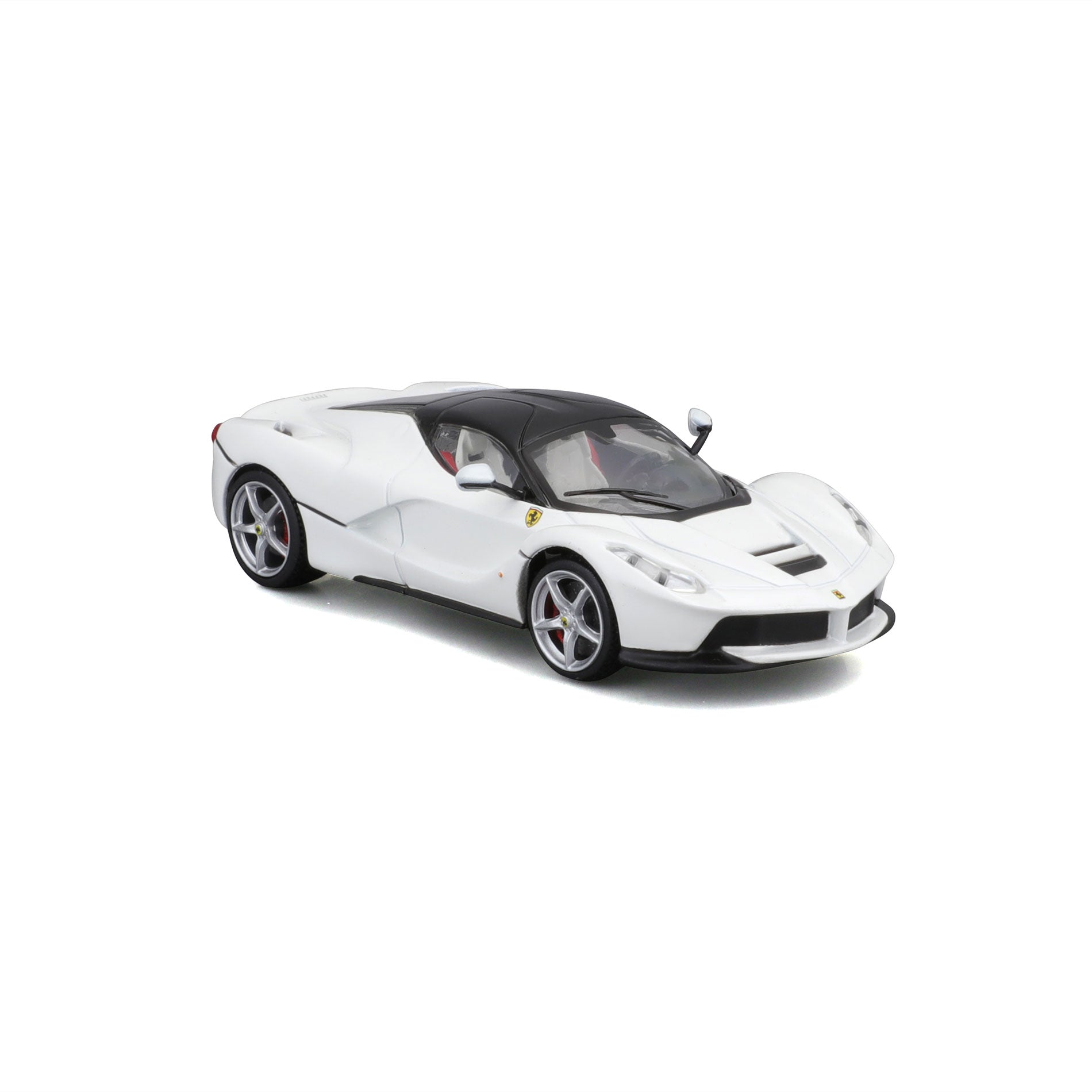 18-36902 WT - Bburago - 1:43 - Ferrari  Signature - LaFerrari  - Bianca