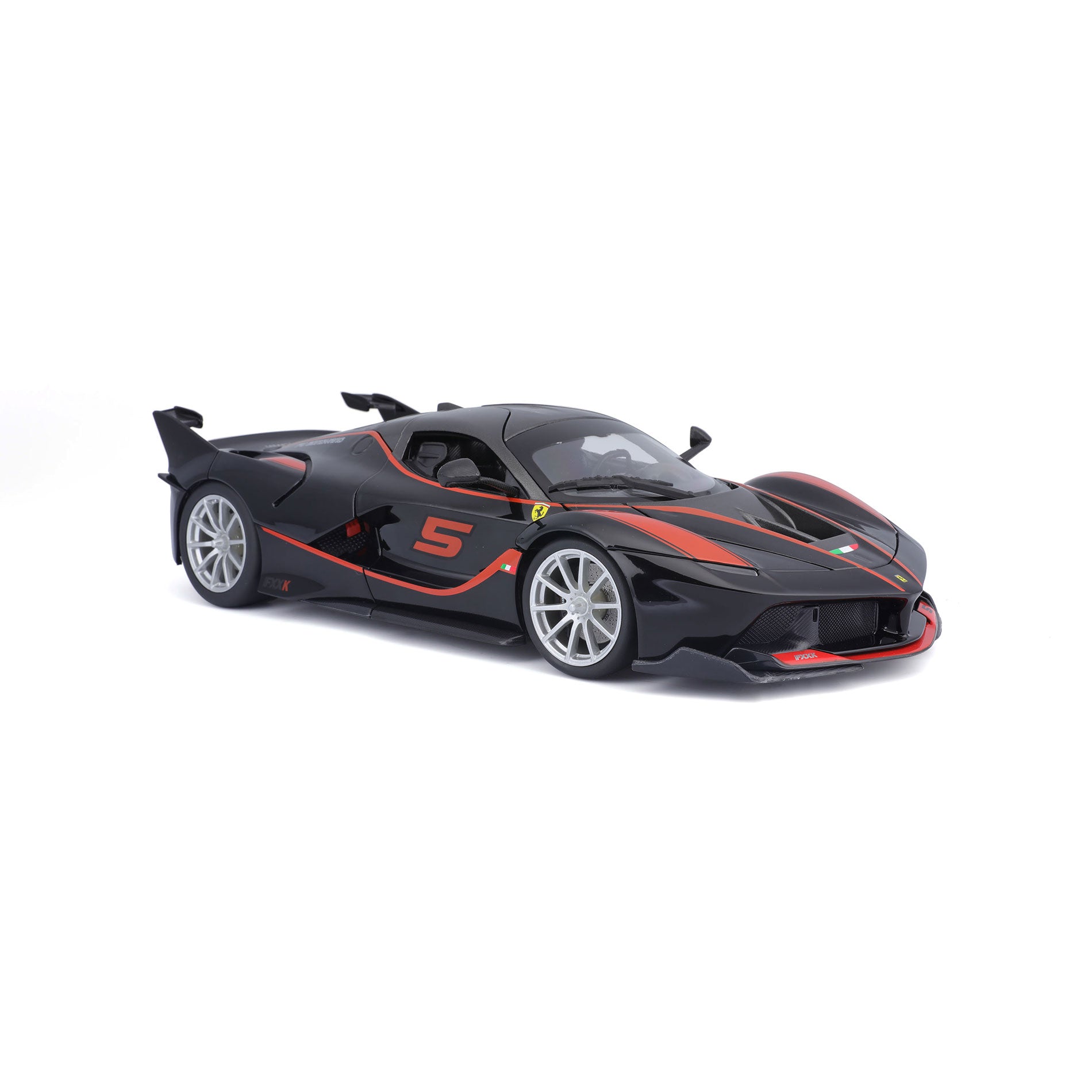 18-16010 Bburago Ferrari  R&P - Ferrari FXX K #5, nera e rossa - 1:18