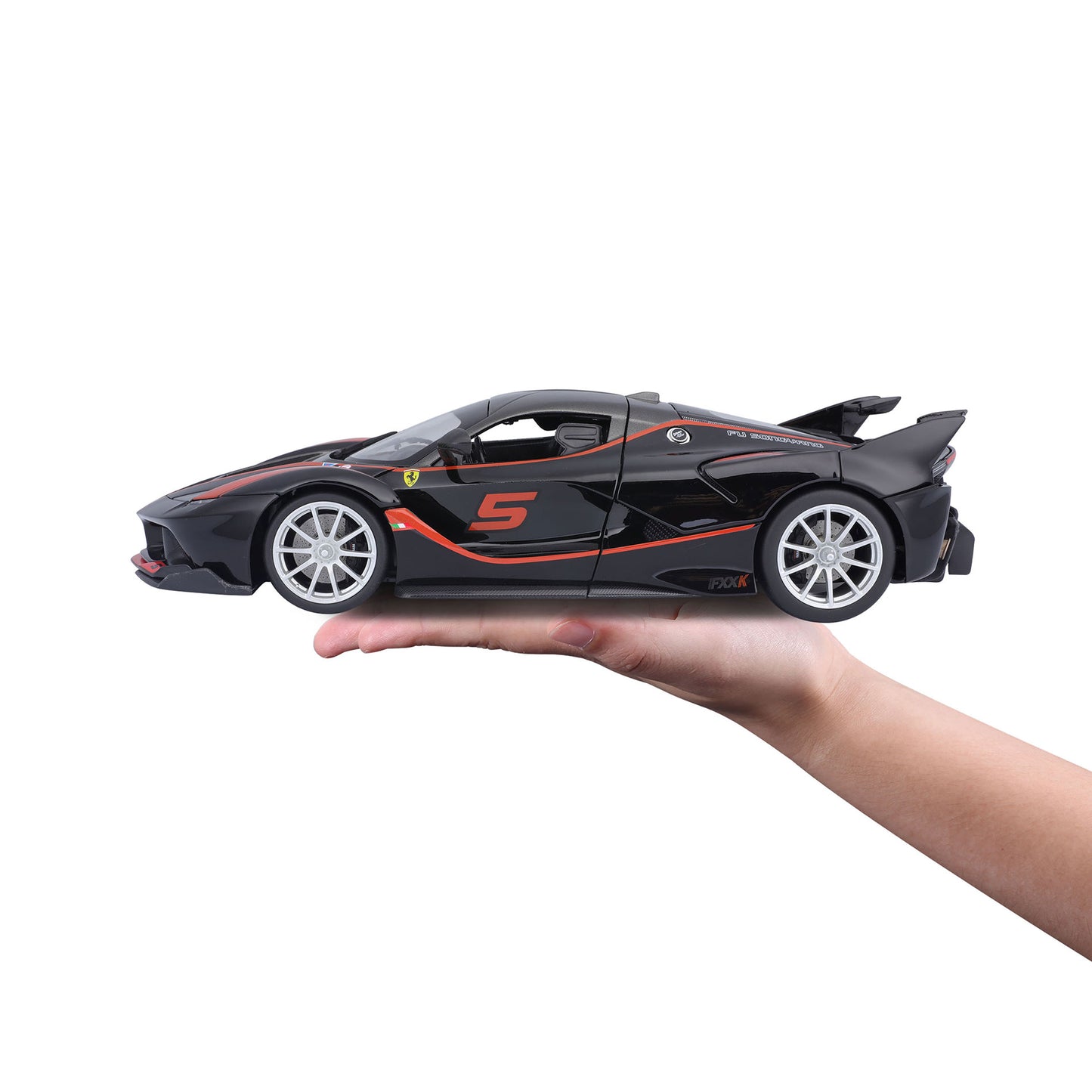18-16010 Bburago Ferrari  R&P - Ferrari FXX K #5, nera e rossa - 1:18