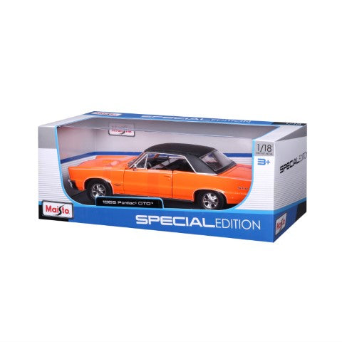 10-31885 Bburago Maisto - Pontiac GTO (1965), arancione - Scala 1:18