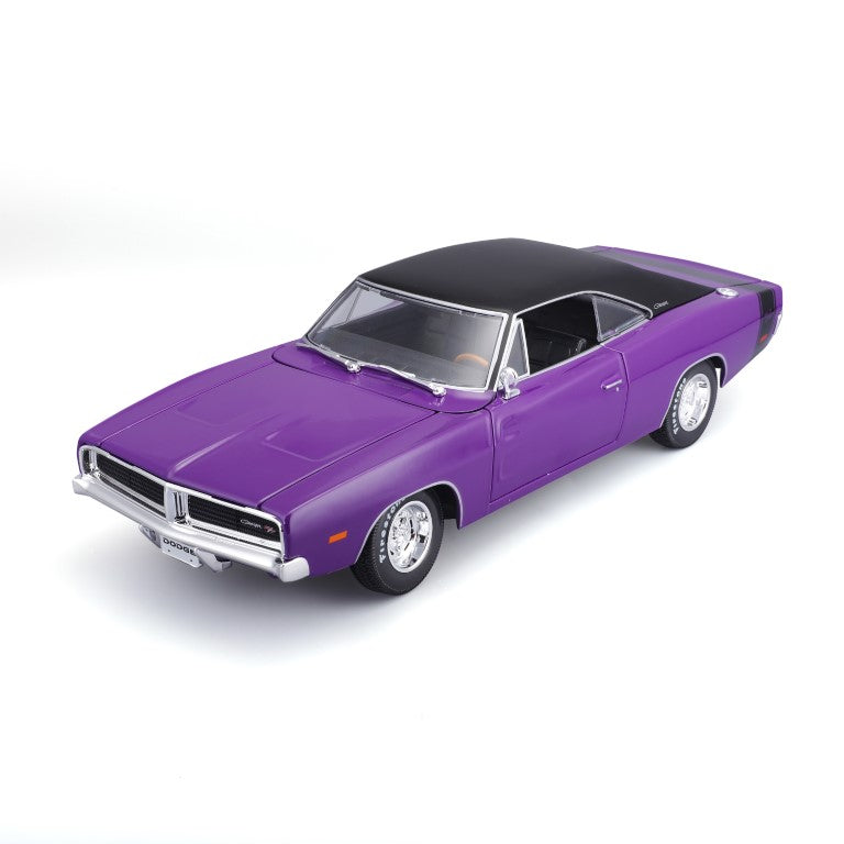 10-31387 Bburago Maisto - Dodge Charger R/T (1969), viola - 1:18