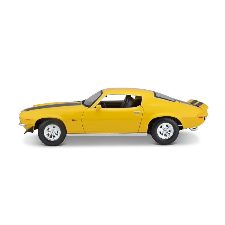 10-31131 YL - Bburago Maisto - 1:18 - 1971 Chevrolet Camaro - Gialla