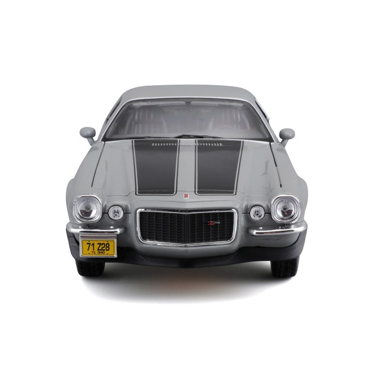10-31131 GY Bburago Maisto - Chevrolet Camaro (1971), grigia - 1:18