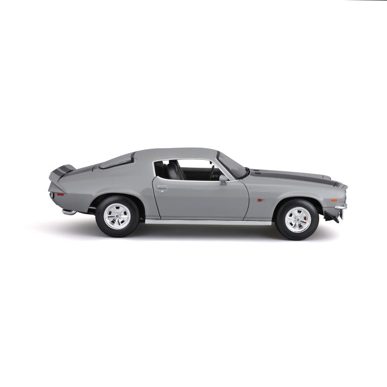 10-31131 GY Bburago Maisto - Chevrolet Camaro (1971), grigia - 1:18