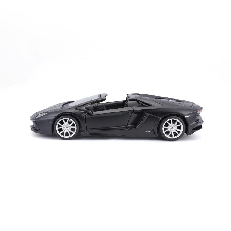 10-31504 Bburago Maisto - Lamborghini Aventador LP 700-4 Roadster, nera - 1:24