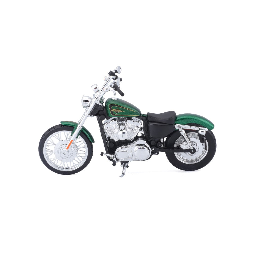 32335 Bburago Maisto Harley-Davidson 2013 XL 1200V Seventy-Two - 1:12