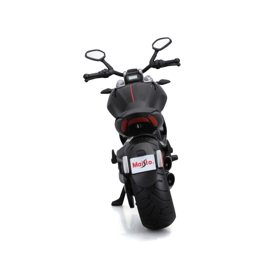 10-20101 Bburago Maisto moto  Ducati XDiavel S, nera - Scala 1:12