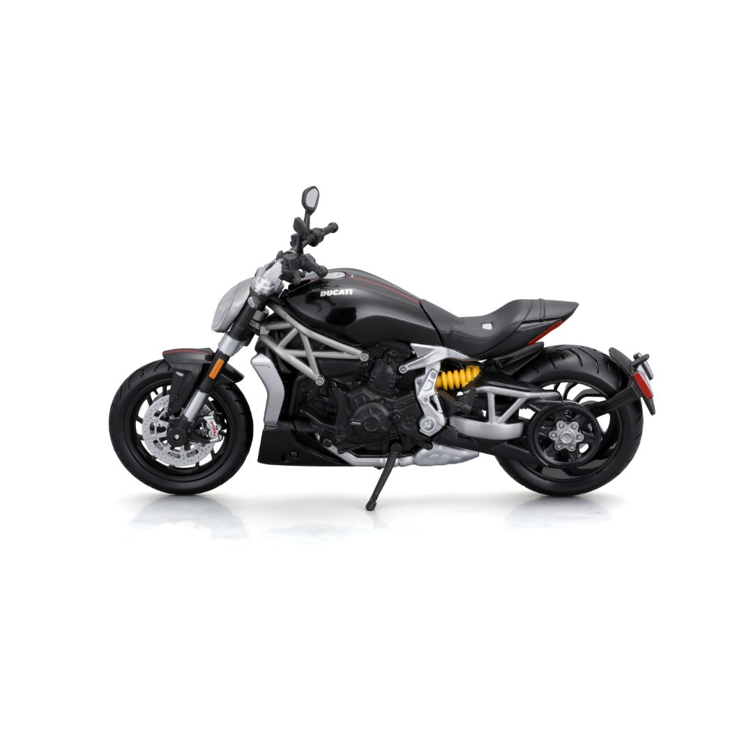 10-20101 Bburago Maisto moto  Ducati XDiavel S, nera - Scala 1:12