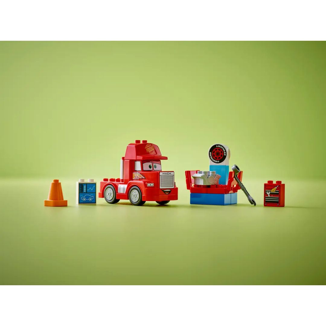 10417 LEGO Duplo - Mack al circuito