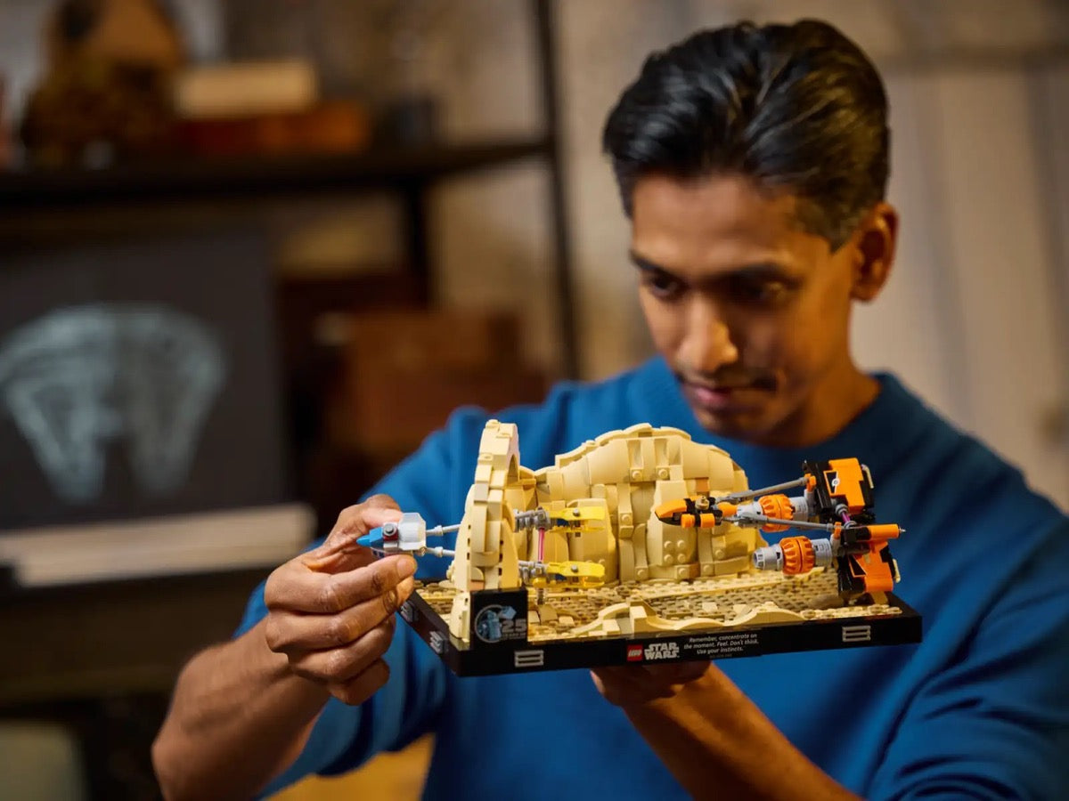 75380 LEGO Star Wars - Diorama Gara degli sgusci su Mos Espa