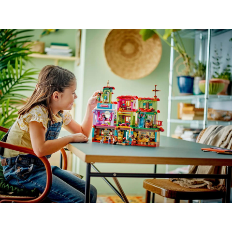 43245 LEGO Disney - La magica casa dei Madrigal