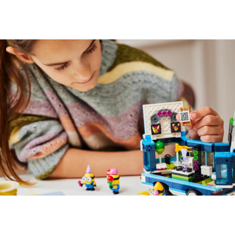 75581 LEGO Cattivissimo me 4 - Il Party Bus musicale dei Minions