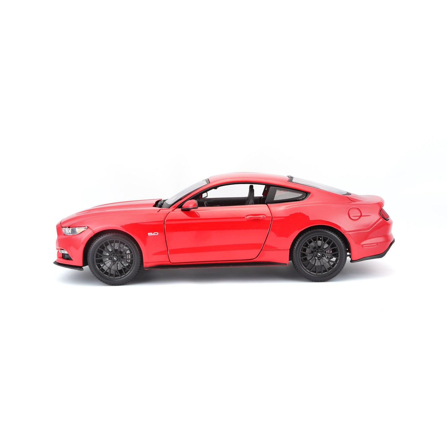 10-31197 RD Bburago Maisto - Ford Mustang (2015), rossa - Scala 1:18