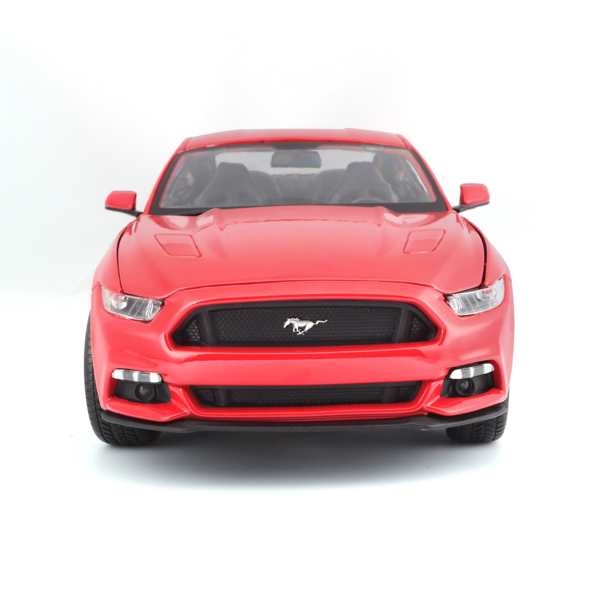 10-31197 RD Bburago Maisto - Ford Mustang (2015), rossa - Scala 1:18