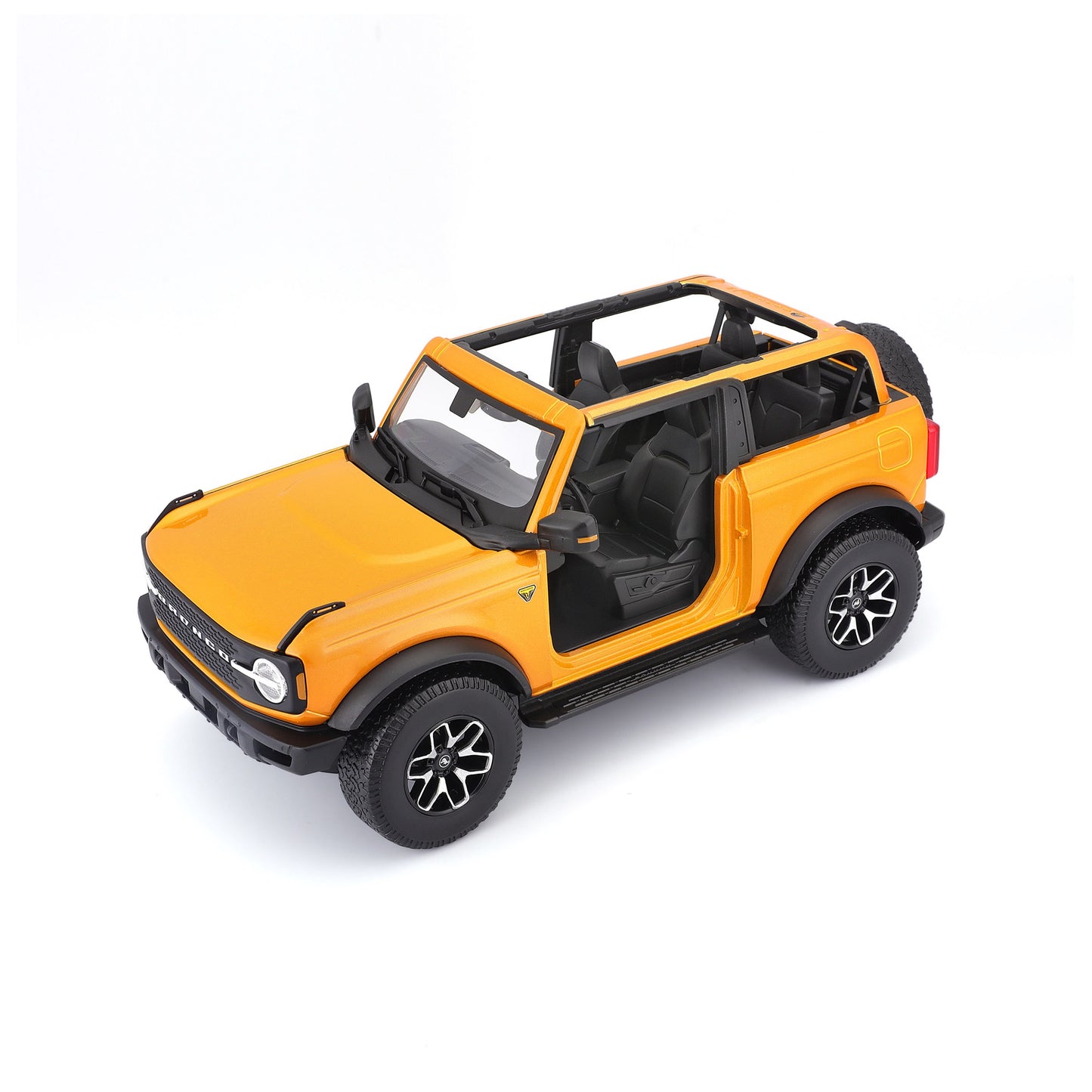 31457 Bburago Maisto - Ford Bronco Badlands 2021 (no door), arancione