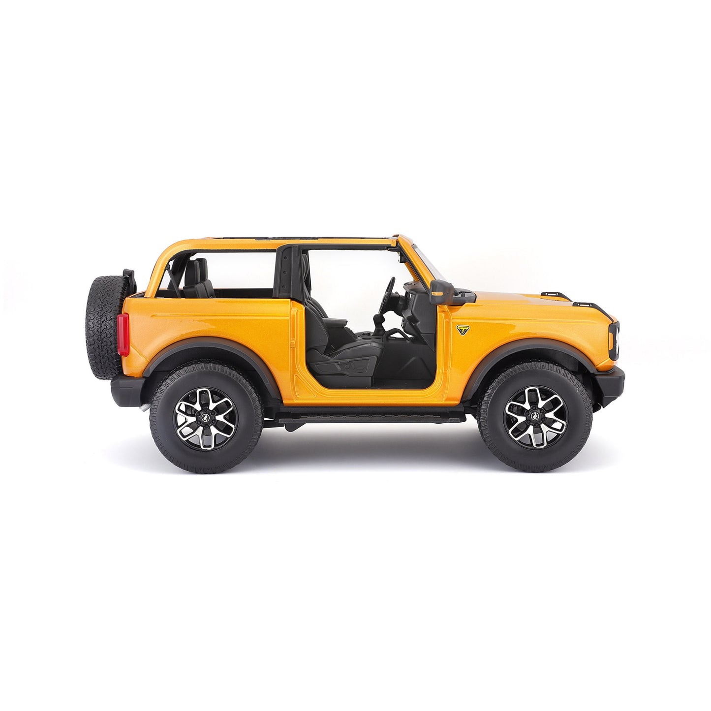 31457 Bburago Maisto - Ford Bronco Badlands 2021 (no door), arancione
