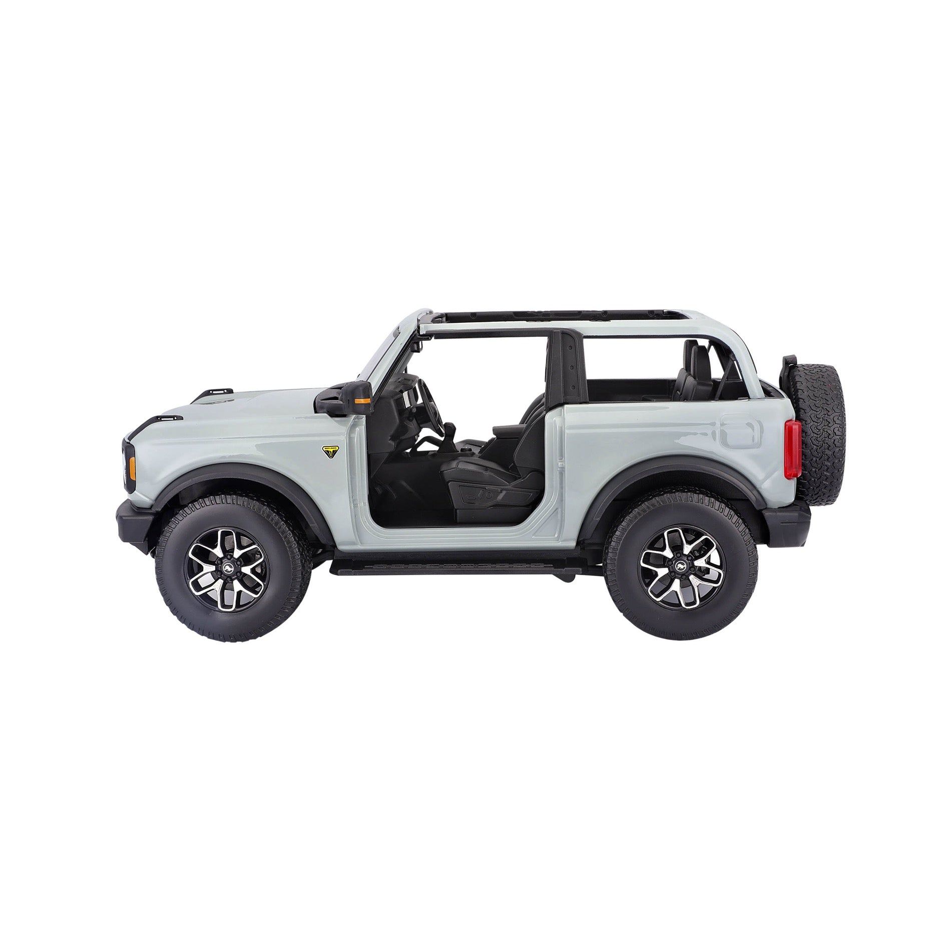 10-31457 Bburago Maisto - Ford Bronco Badlands 2021 (no door), grigia