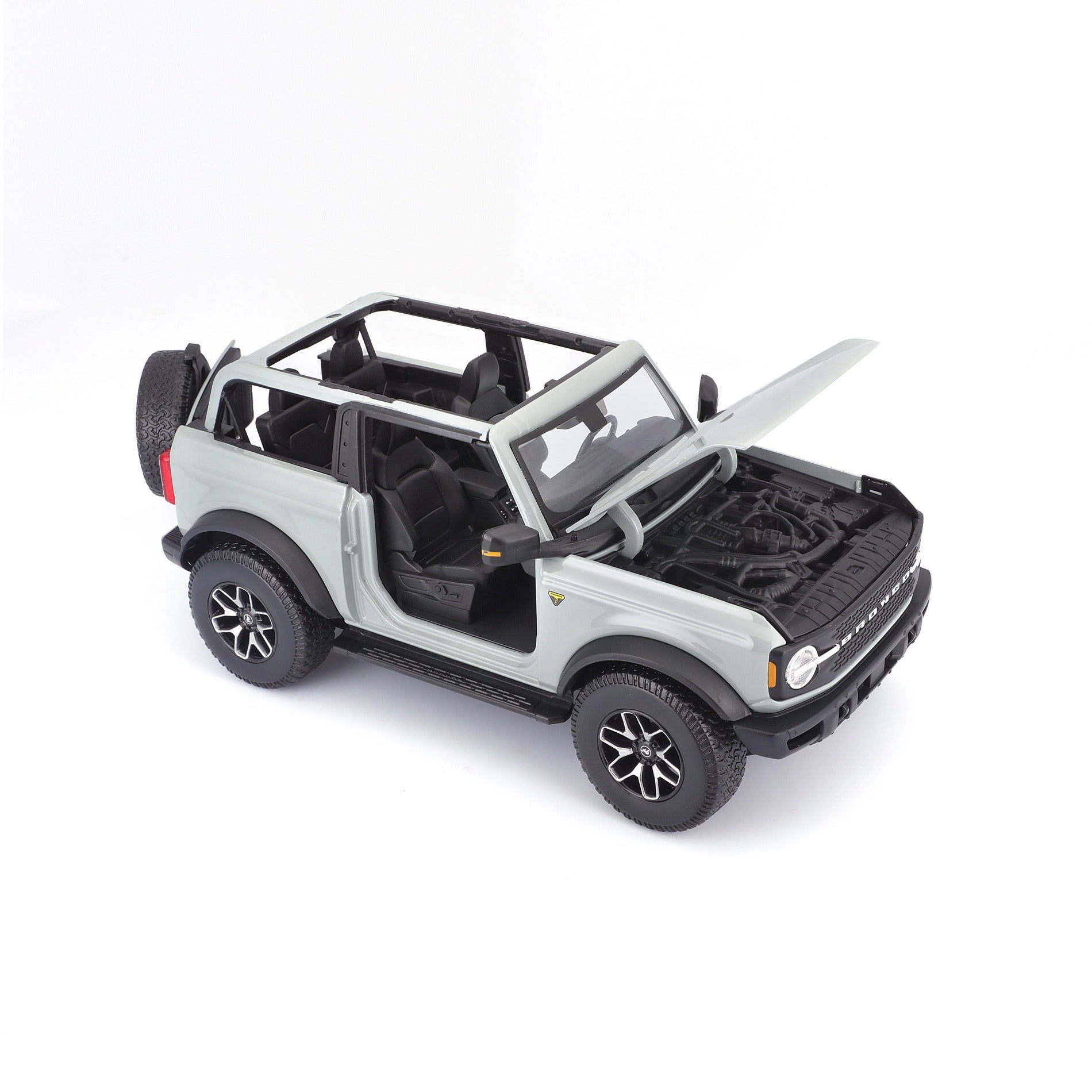 10-31457 Bburago Maisto - Ford Bronco Badlands 2021 (no door), grigia