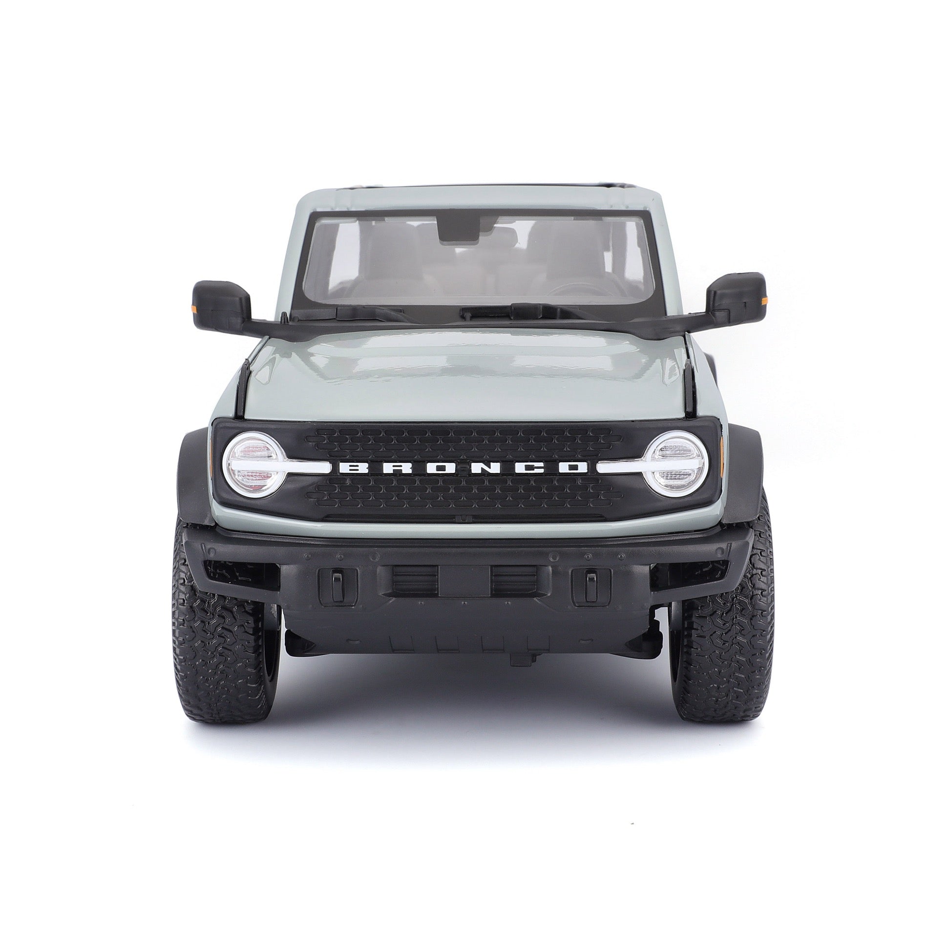10-31457 Bburago Maisto - Ford Bronco Badlands 2021 (no door), grigia
