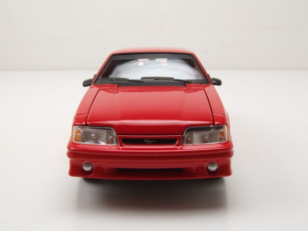 32906 Bburago Maisto - Ford Mustang SVT Cobra (1993), rossa - 1:24