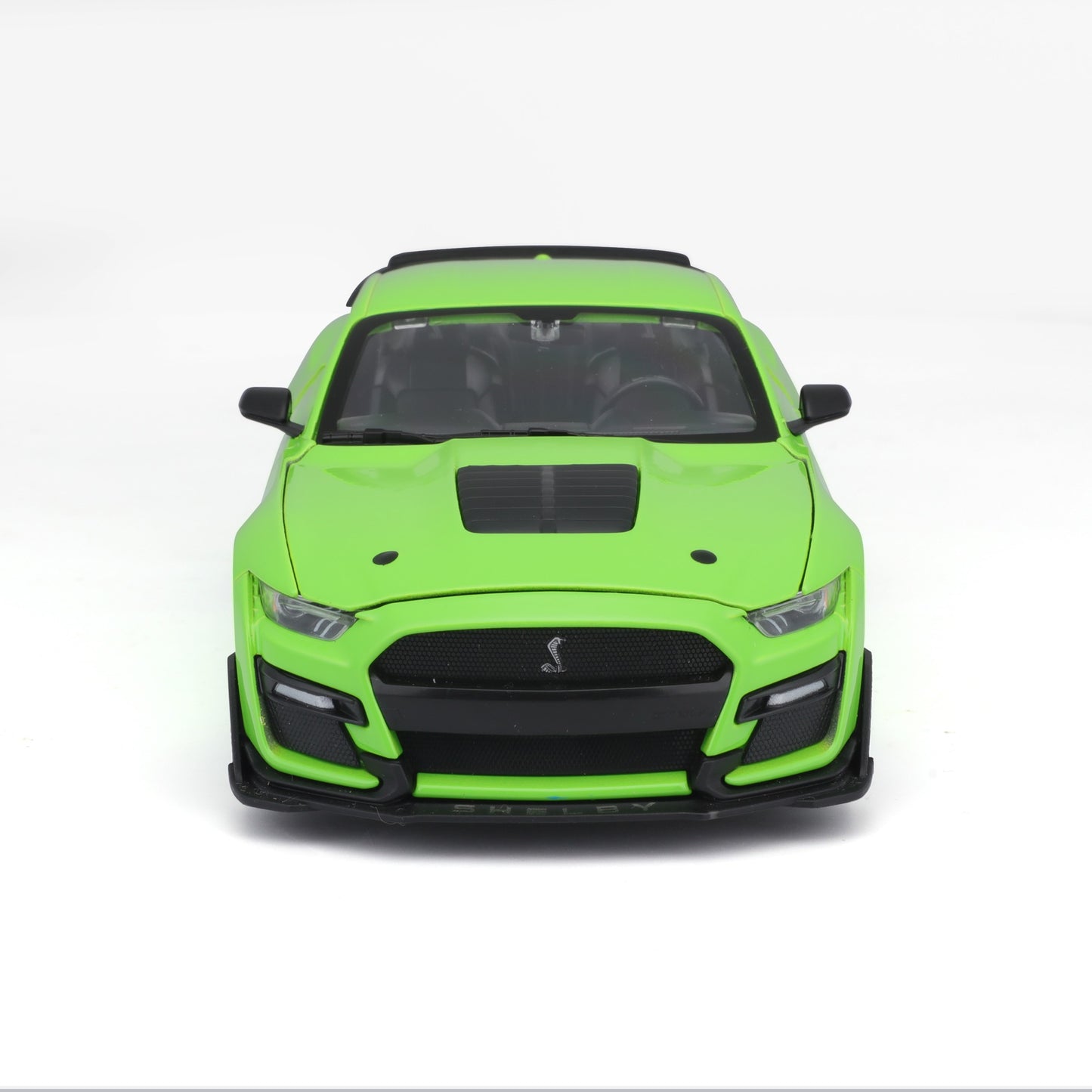 31532 GN Bburago Maisto -Ford Mustang Shelby GT500 (2020), verde -1:24
