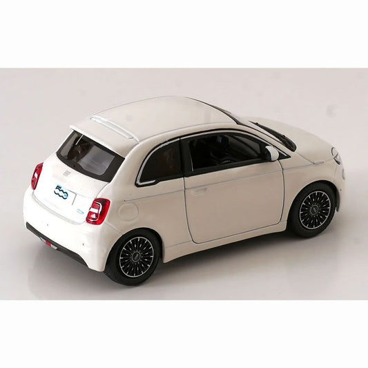 18-21110 Bburago - Fiat 500e (2023), bianca - Scala 1:24