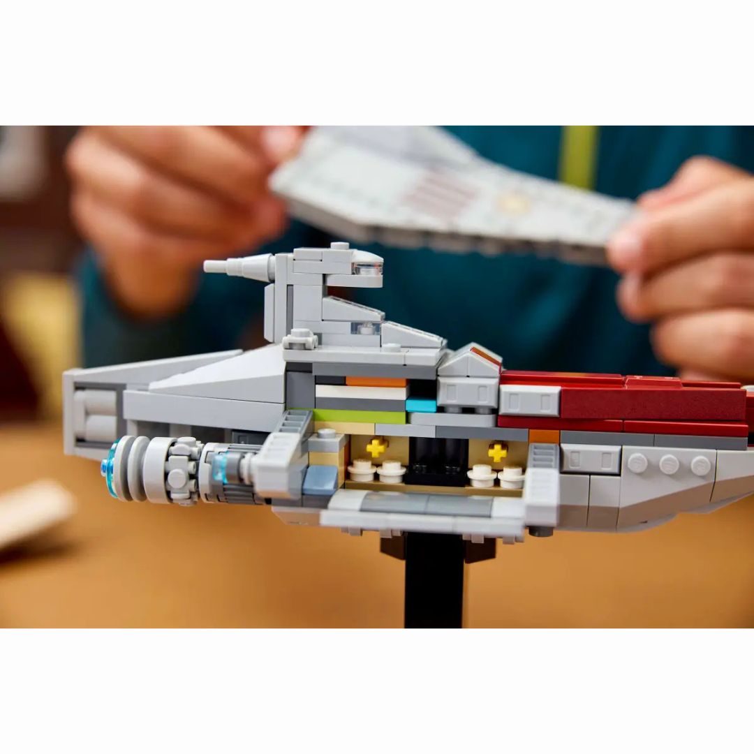 75404 LEGO Star Wars - Nave d'assalto di classe Acclamator