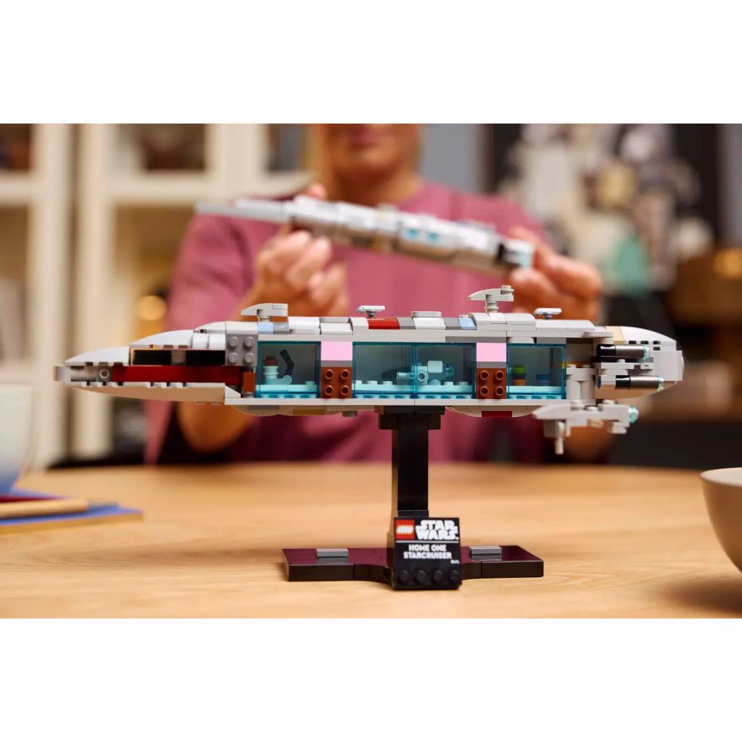 75405 LEGO Star Wars - Starcruiser Home One