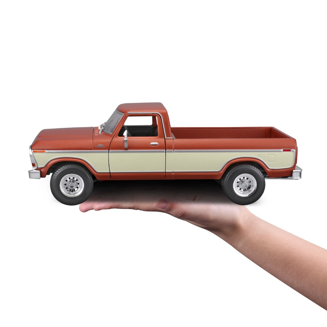 31462 BN Bburago Maisto - Ford F150 Pick-up (1979), marrone - 1:18