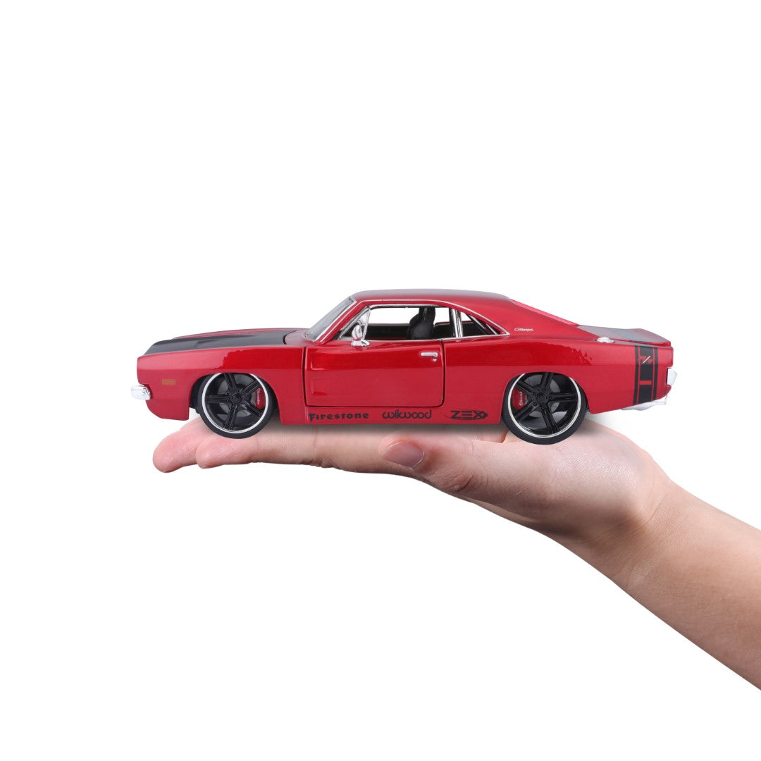 32537 Bburago Maisto Design - Dodge Charger R/T (1969) - 1:25
